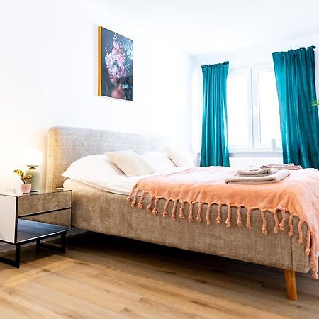 Ferienwohnung Fuer 6: Zentrum, Wifi, Tv, Kueche, Neu Bad Neuenahr-Ahrweiler Buitenkant foto
