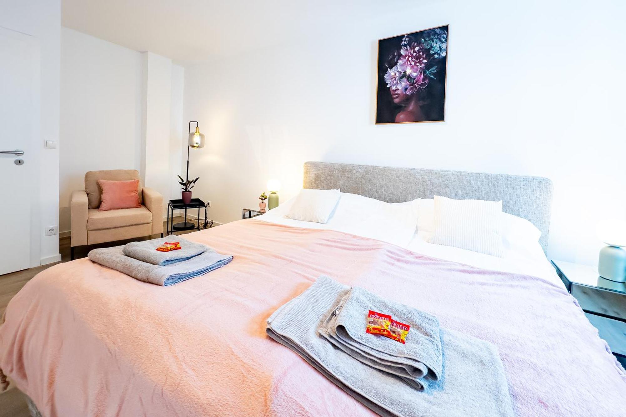 Ferienwohnung Fuer 6: Zentrum, Wifi, Tv, Kueche, Neu Bad Neuenahr-Ahrweiler Buitenkant foto