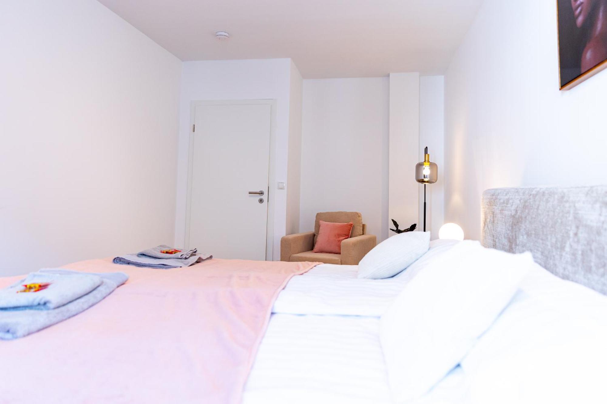 Ferienwohnung Fuer 6: Zentrum, Wifi, Tv, Kueche, Neu Bad Neuenahr-Ahrweiler Buitenkant foto